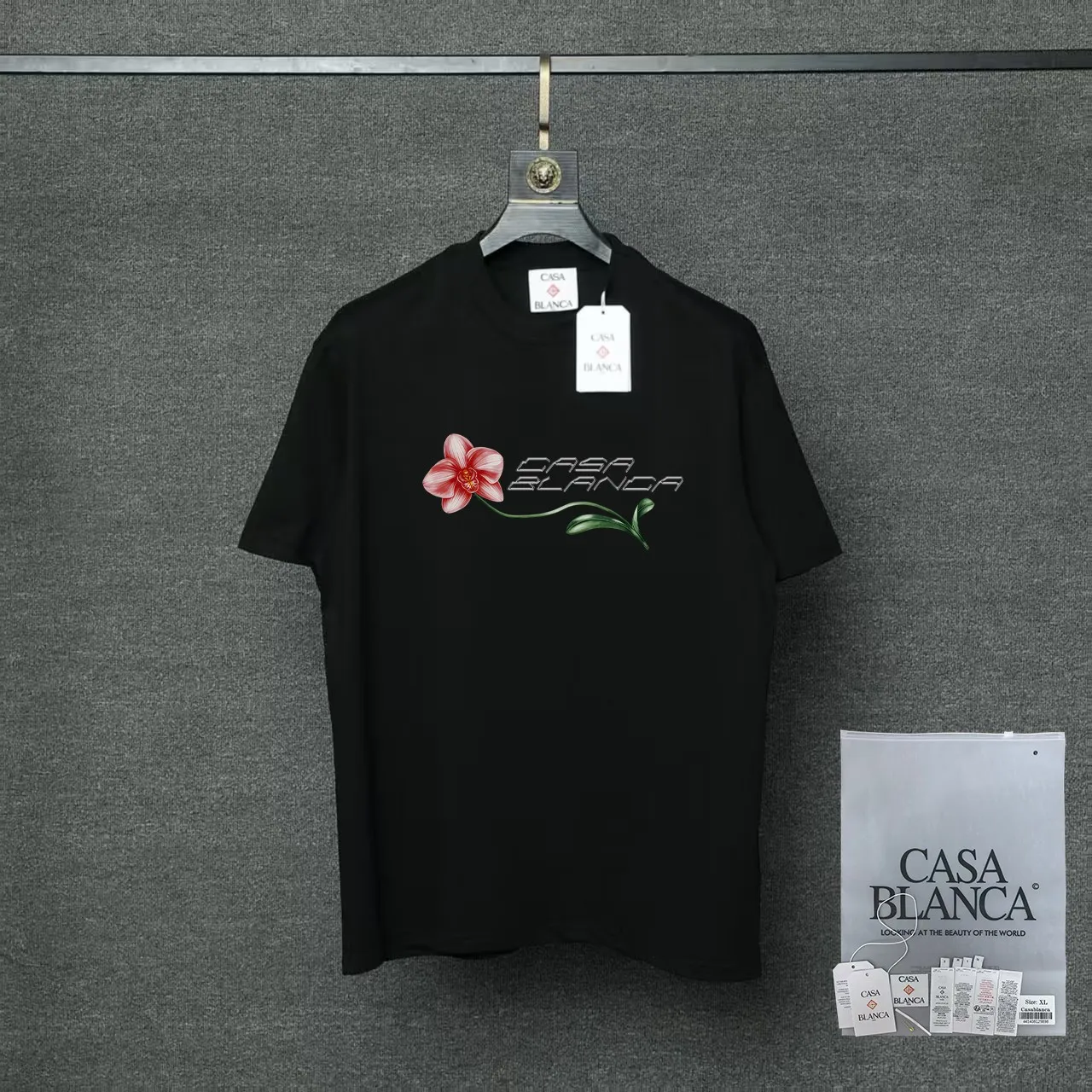 26ss CASABLANCA original printing process short-sleeved T-shirt original development using high-density double yarn pure cotton fabric upper body soft and comfortable color Black White Dark Green color Orange Pink Blue Royal Blue color cigarette powder 8 colors Sizes S M L XL
